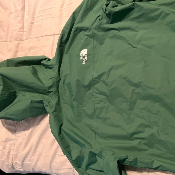 Green North Face Wind Breaker - Picture 3 of 4